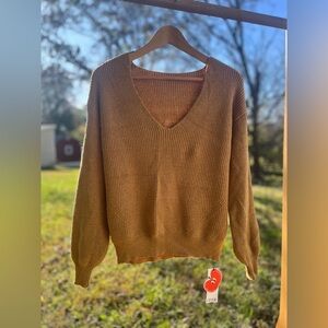 Cider Knitted V-Neck Gold Long Sleeved Top